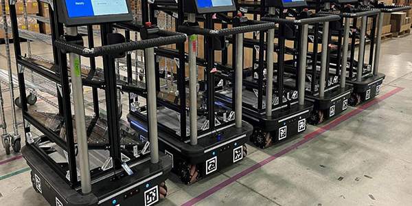 Robust.AI and DHL collaborate to deploy Carter cobots