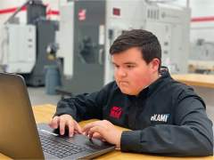 eKAMI Taps 14-Year-Old to Inspire Peers in Robotics 