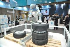 How cobots have gained a foothold in reverse logistics operations