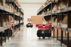 4 Innovations in Automation & Robotics to Boost Warehouse Productivity